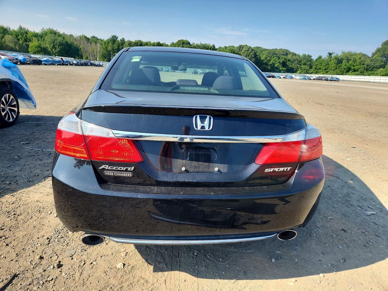 2015 HONDA ACCORD