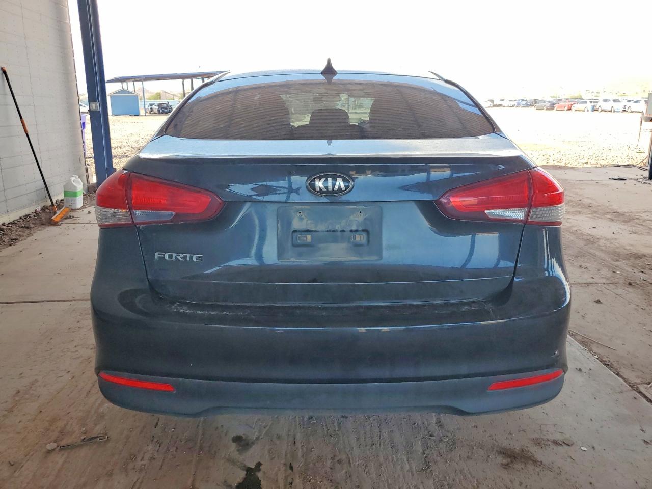 2017 KIA FORTE