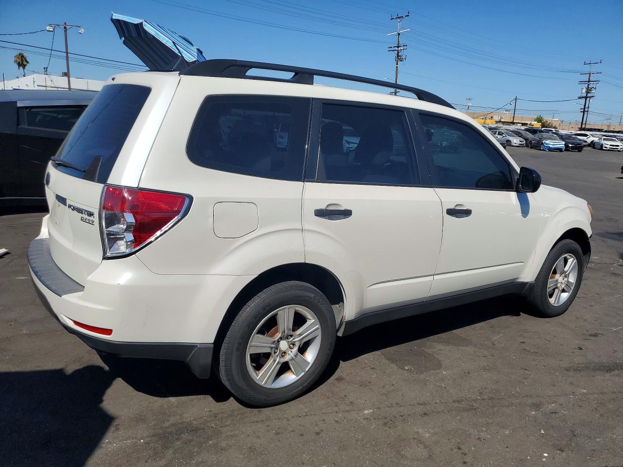 2013 SUBARU FORESTER
