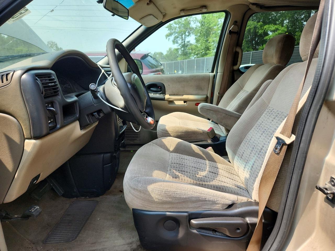 2001 CHEVROLET VENTURE