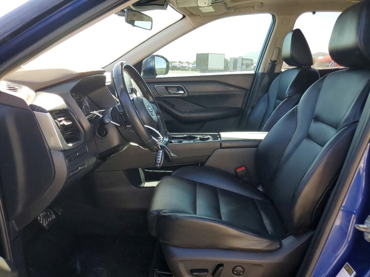 2021 NISSAN ROGUE