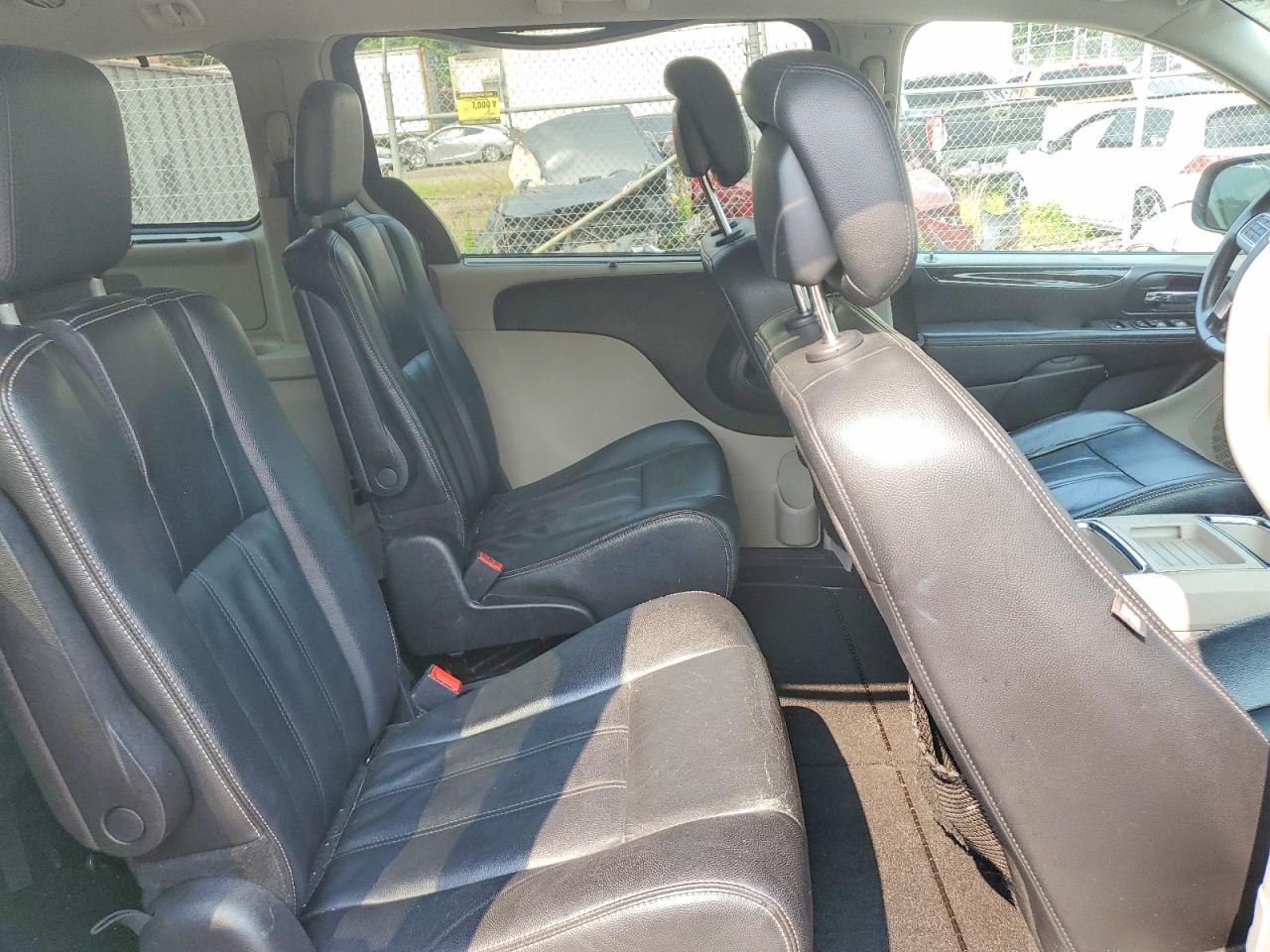 2013 CHRYSLER MINIVAN