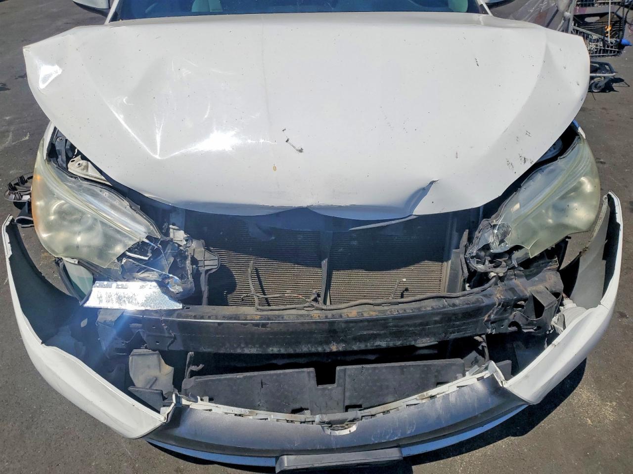 2016 TOYOTA CAMRY