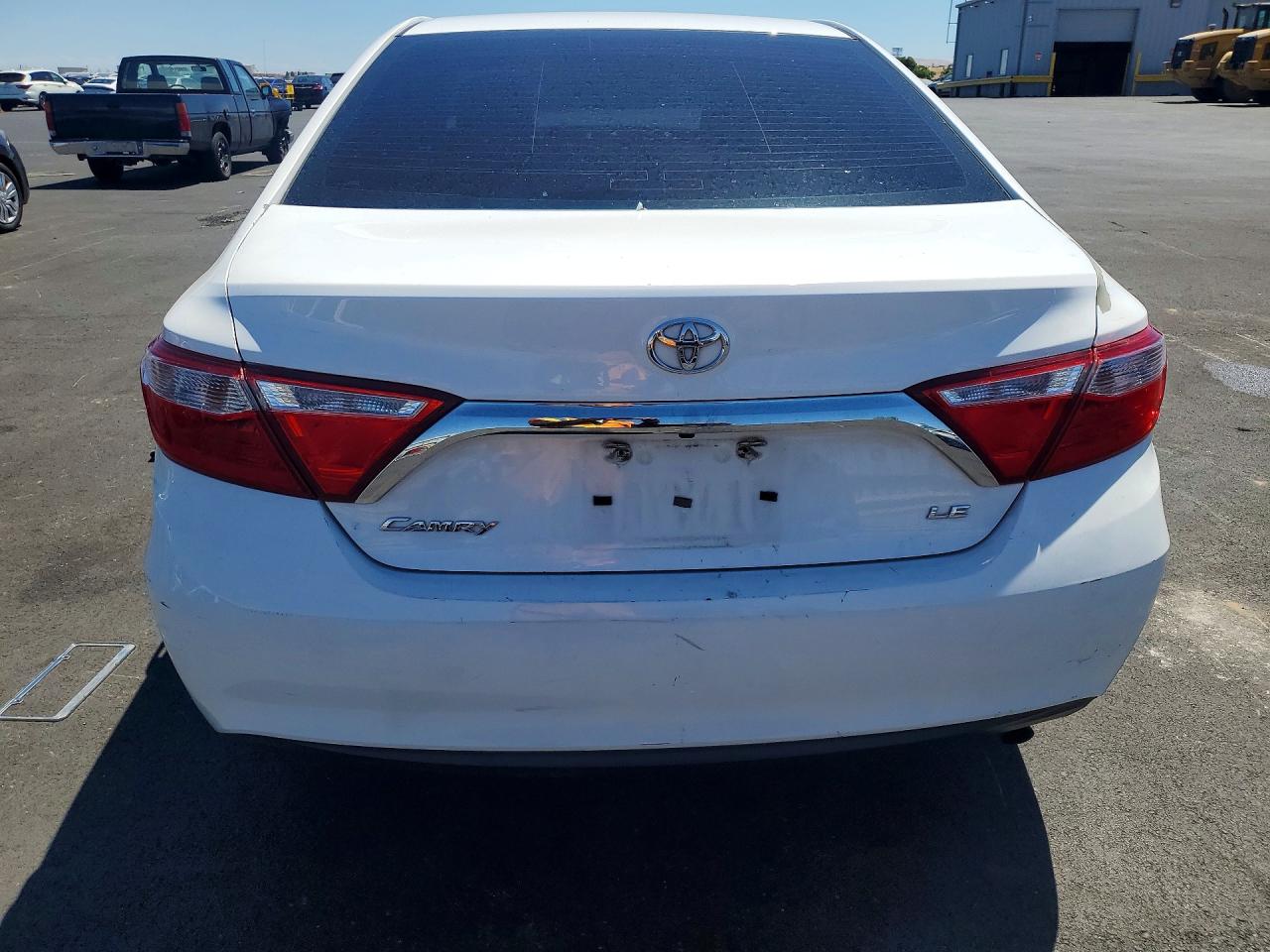 2016 TOYOTA CAMRY