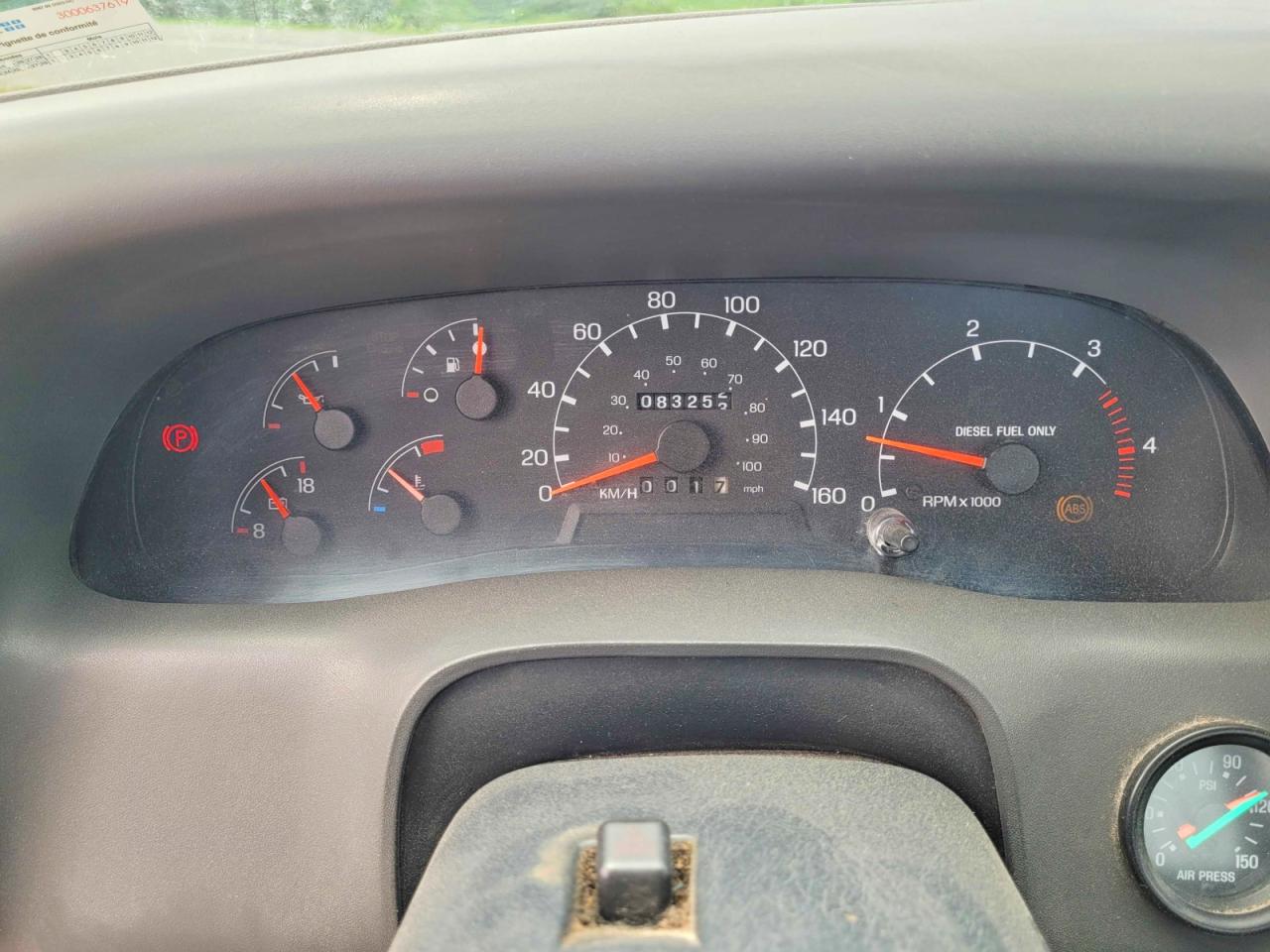 2004 FORD F750