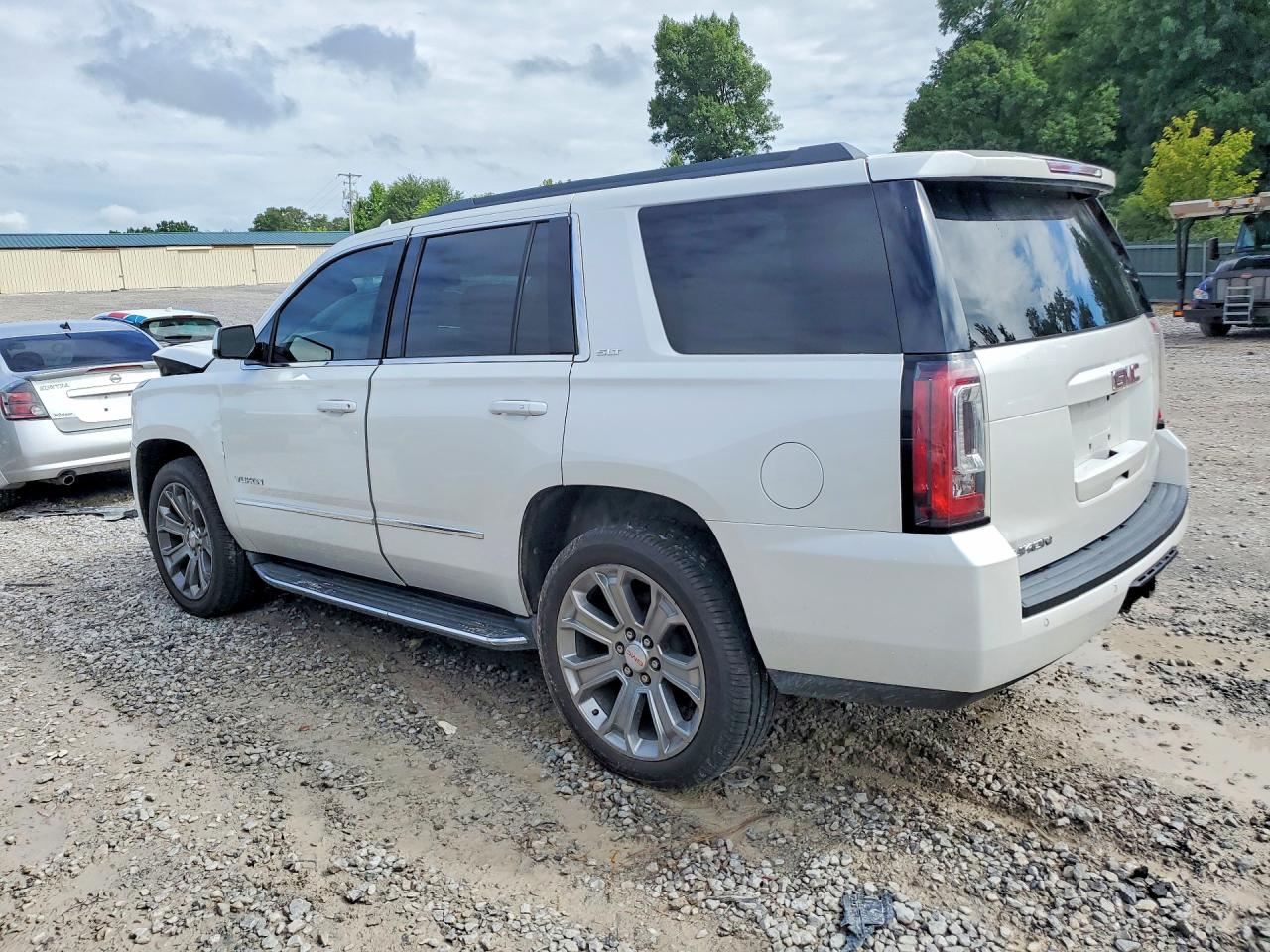 2018 GMC YUKON