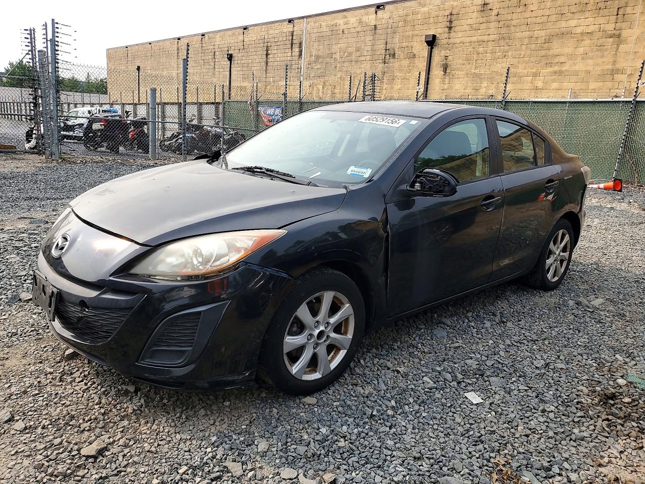 2011 MAZDA 3