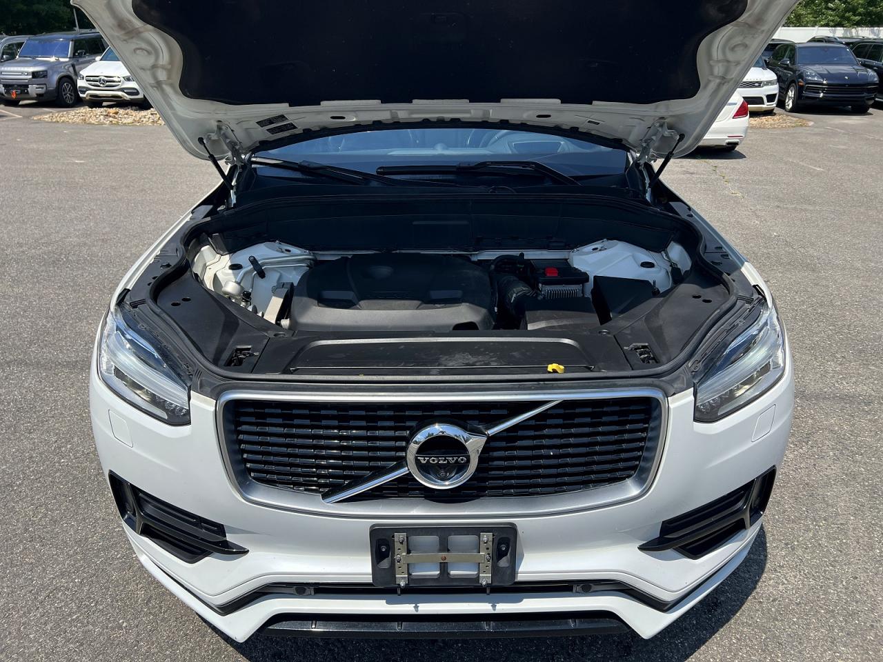 2019 VOLVO XC90