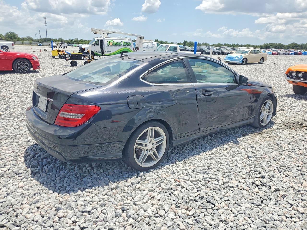 2015 MERCEDES-BENZ C-CLASS