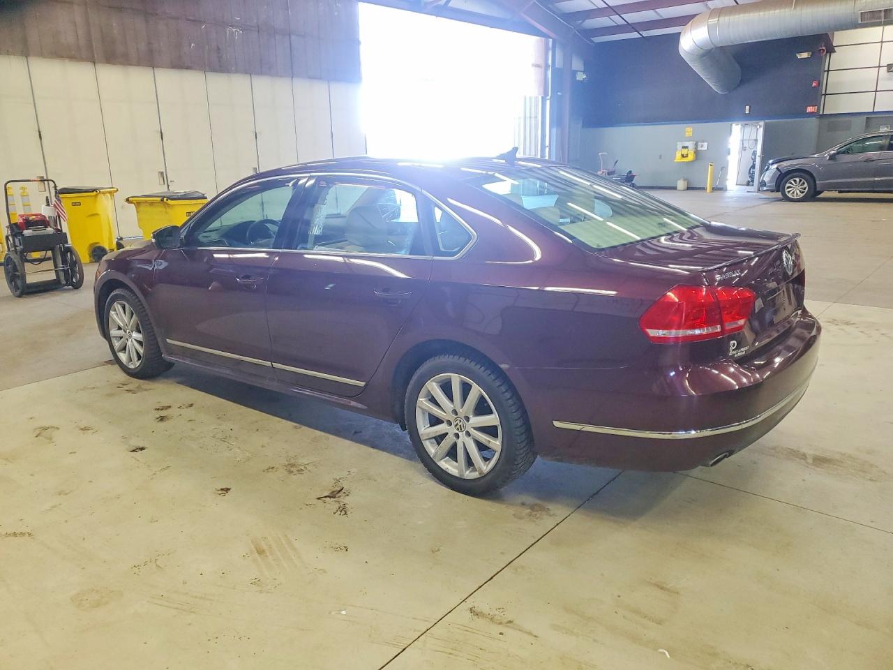 2013 VOLKSWAGEN PASSAT