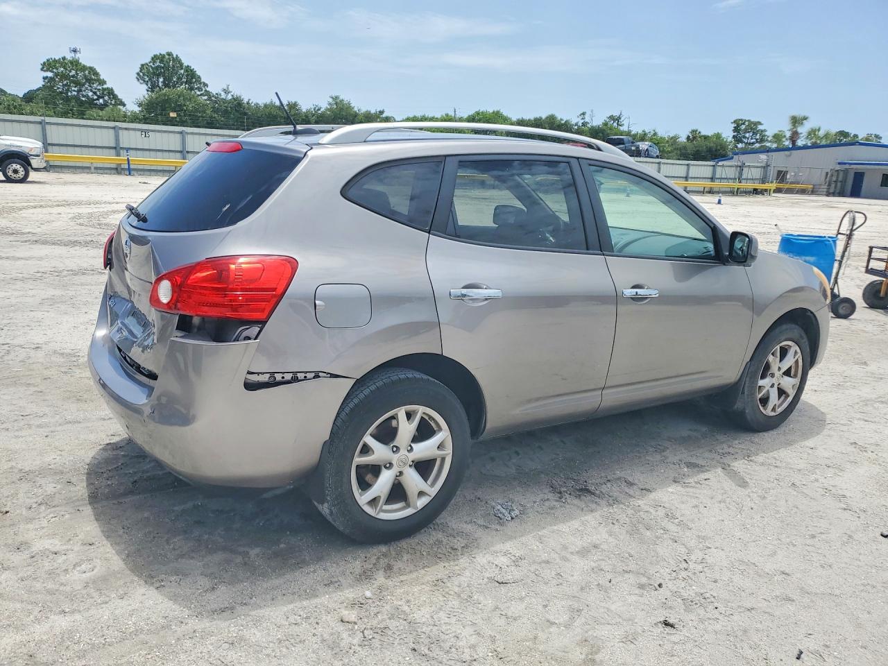 2010 NISSAN ROGUE