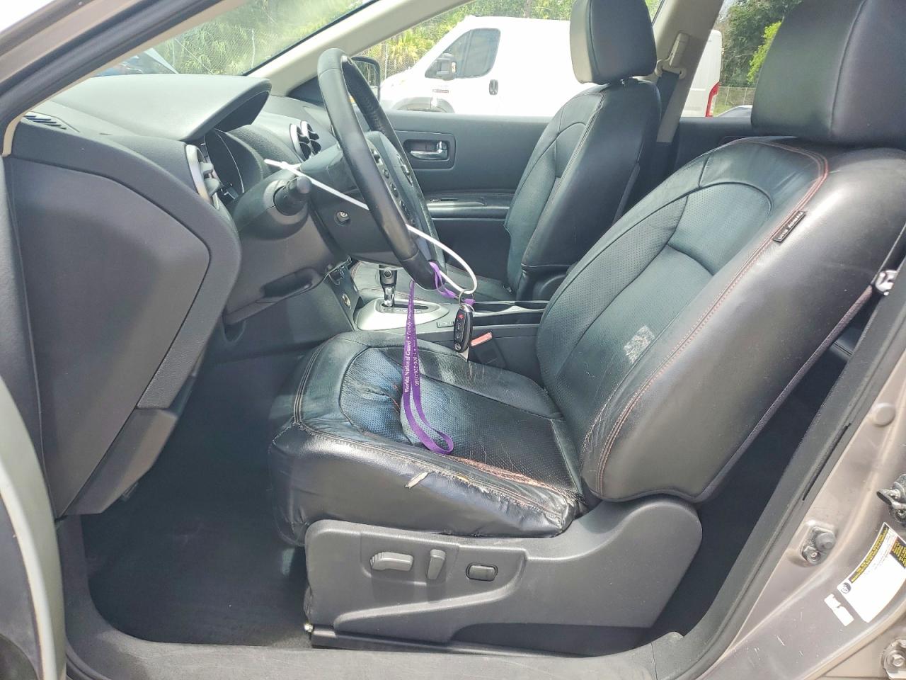 2010 NISSAN ROGUE
