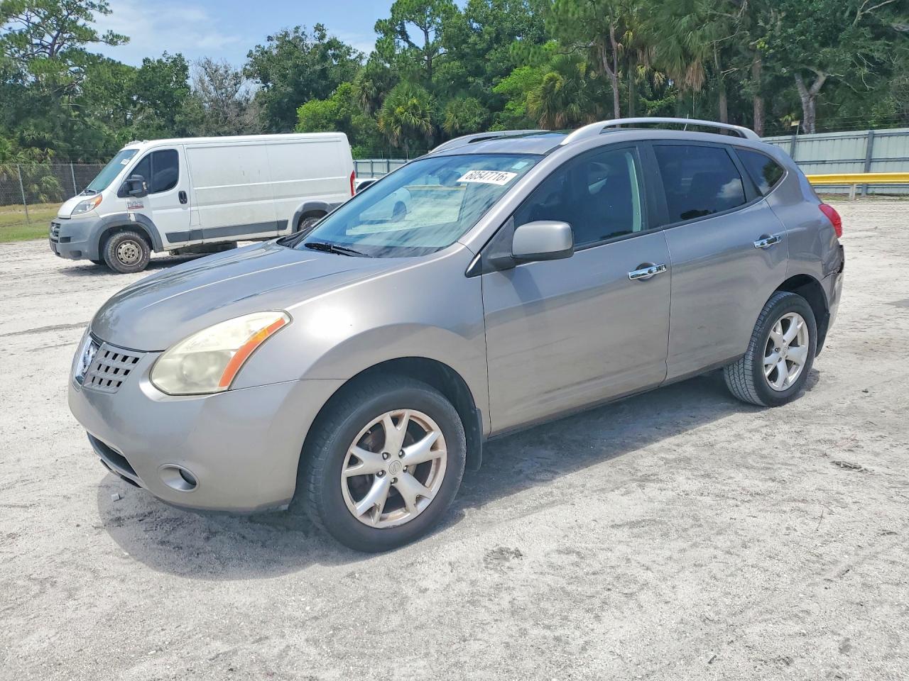 2010 NISSAN ROGUE