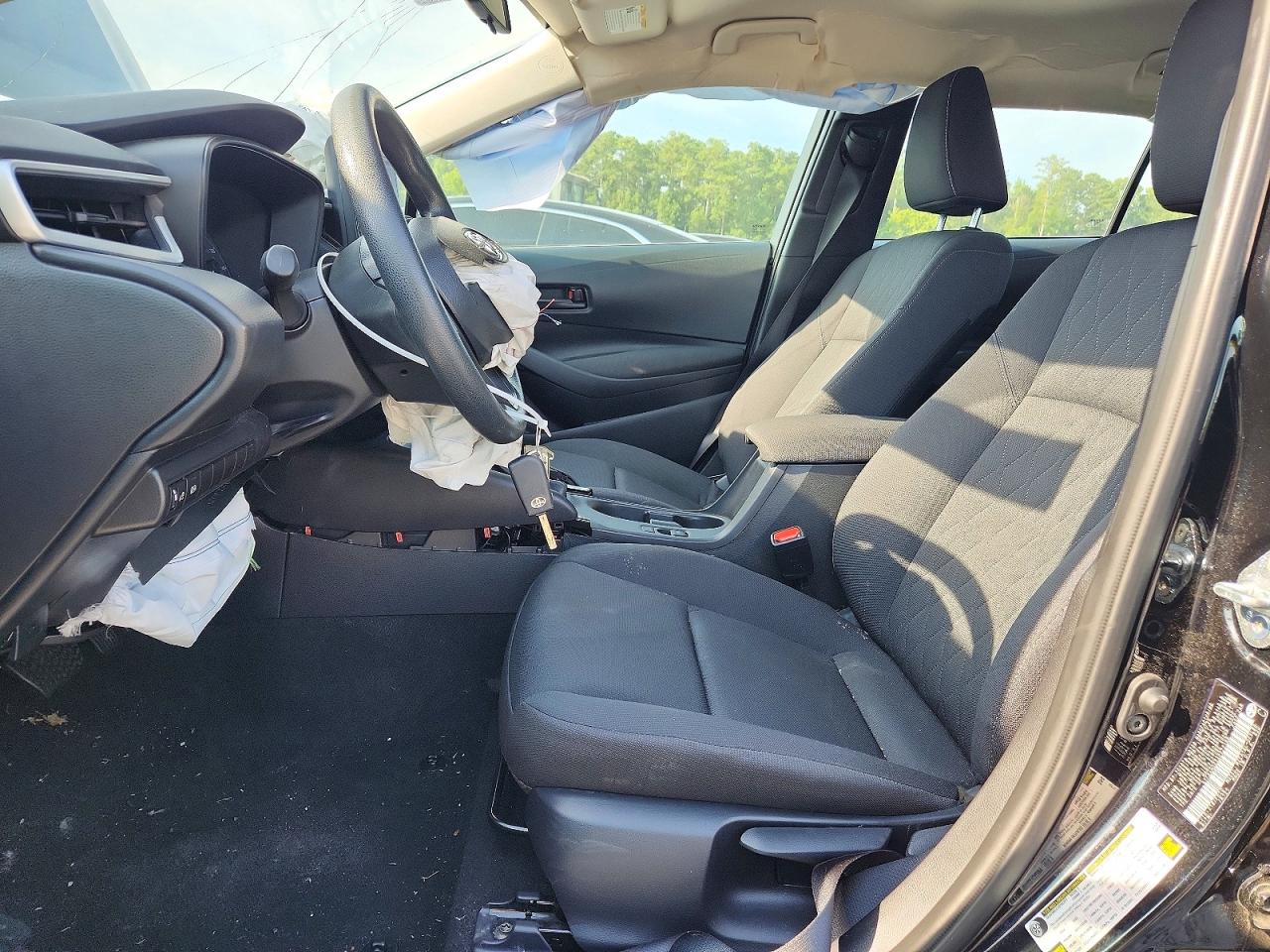 2025 TOYOTA COROLLA