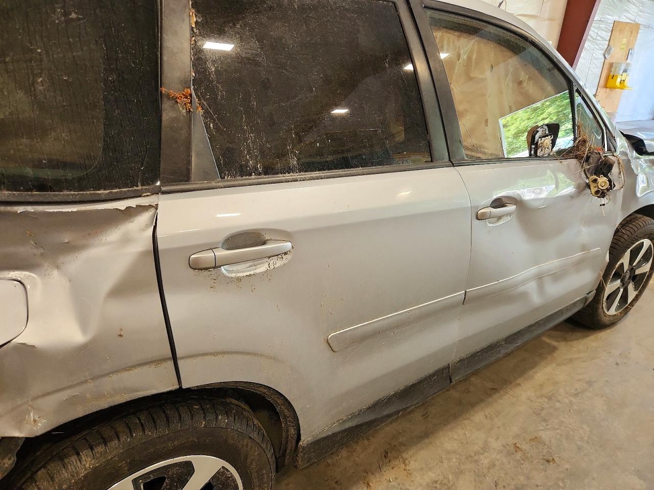 2017 SUBARU FORESTER