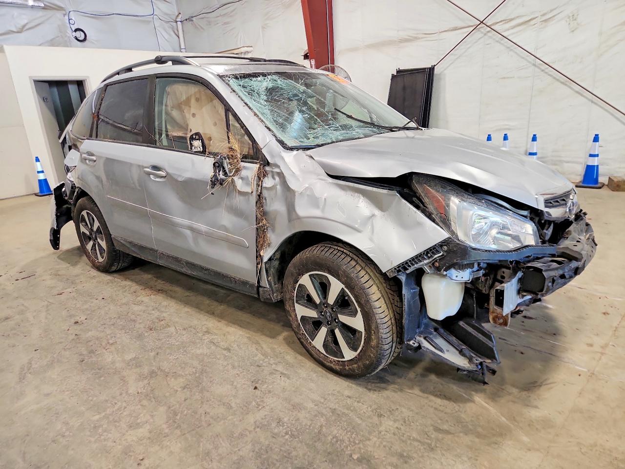 2017 SUBARU FORESTER
