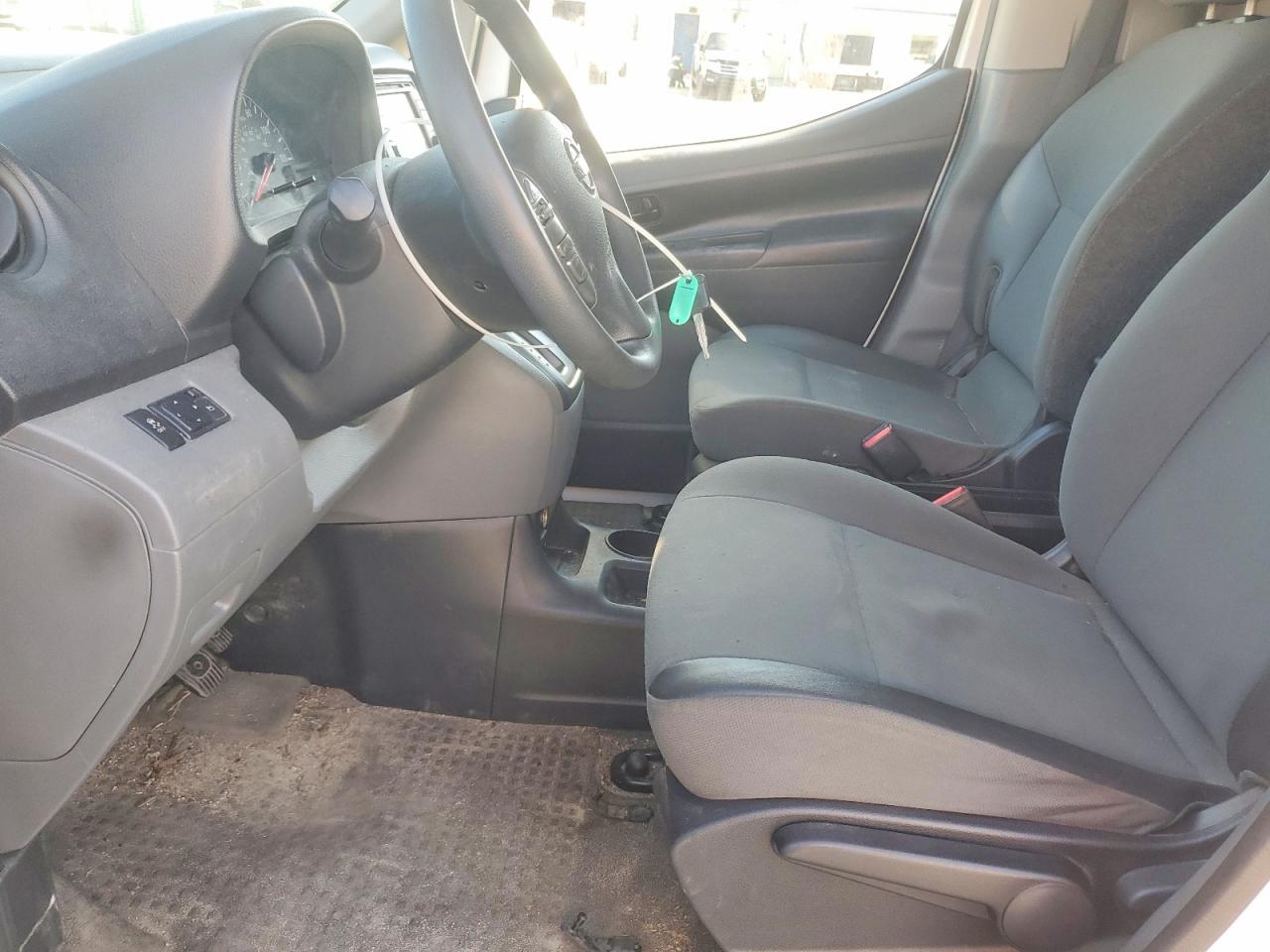 2018 NISSAN NV200 SV