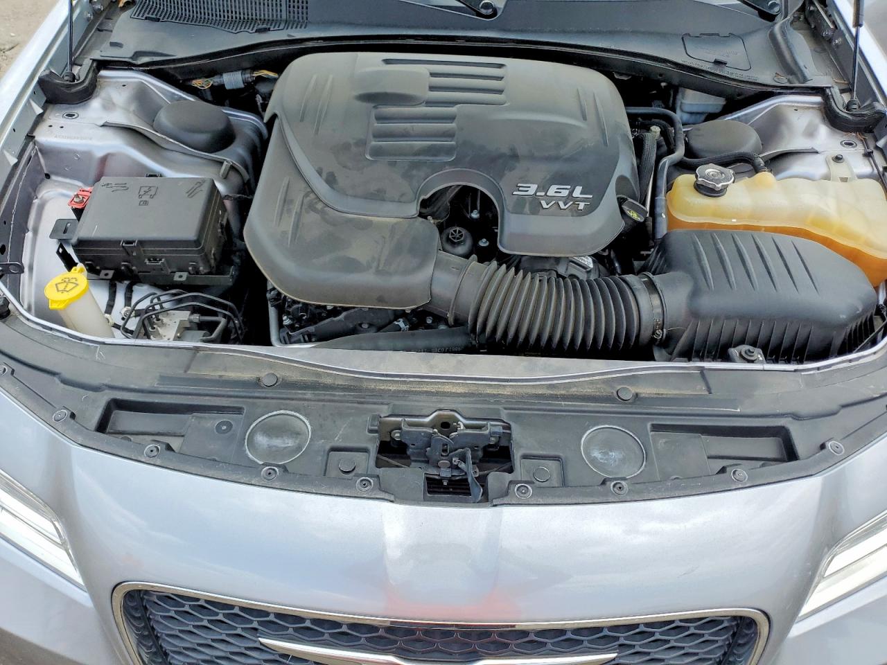2015 CHRYSLER 300