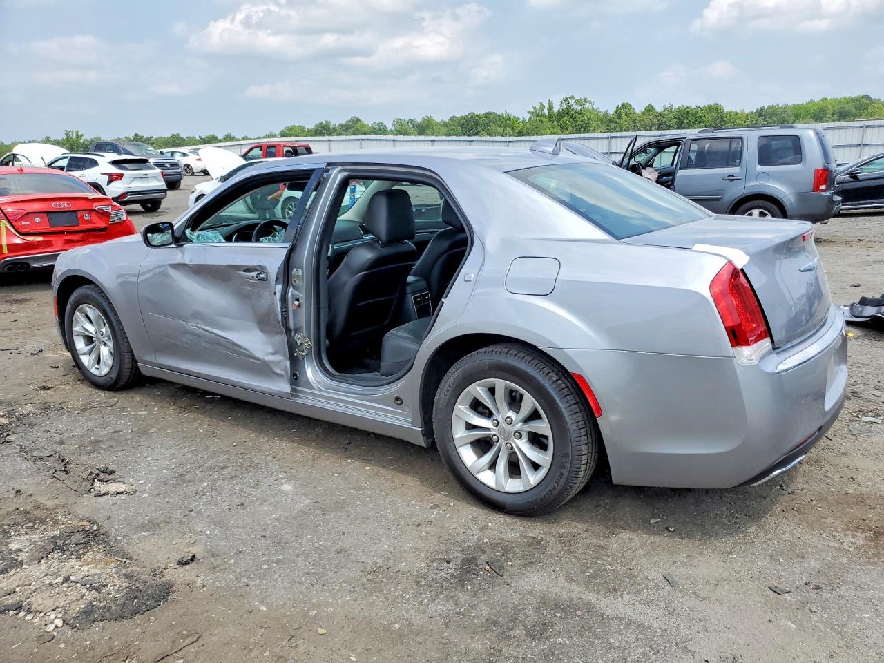 2015 CHRYSLER 300