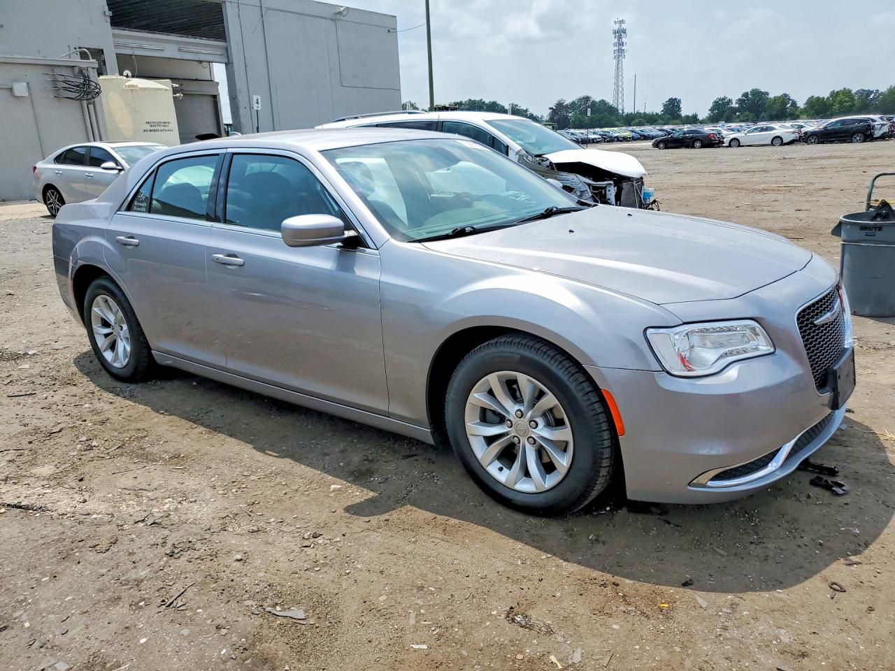 2015 CHRYSLER 300