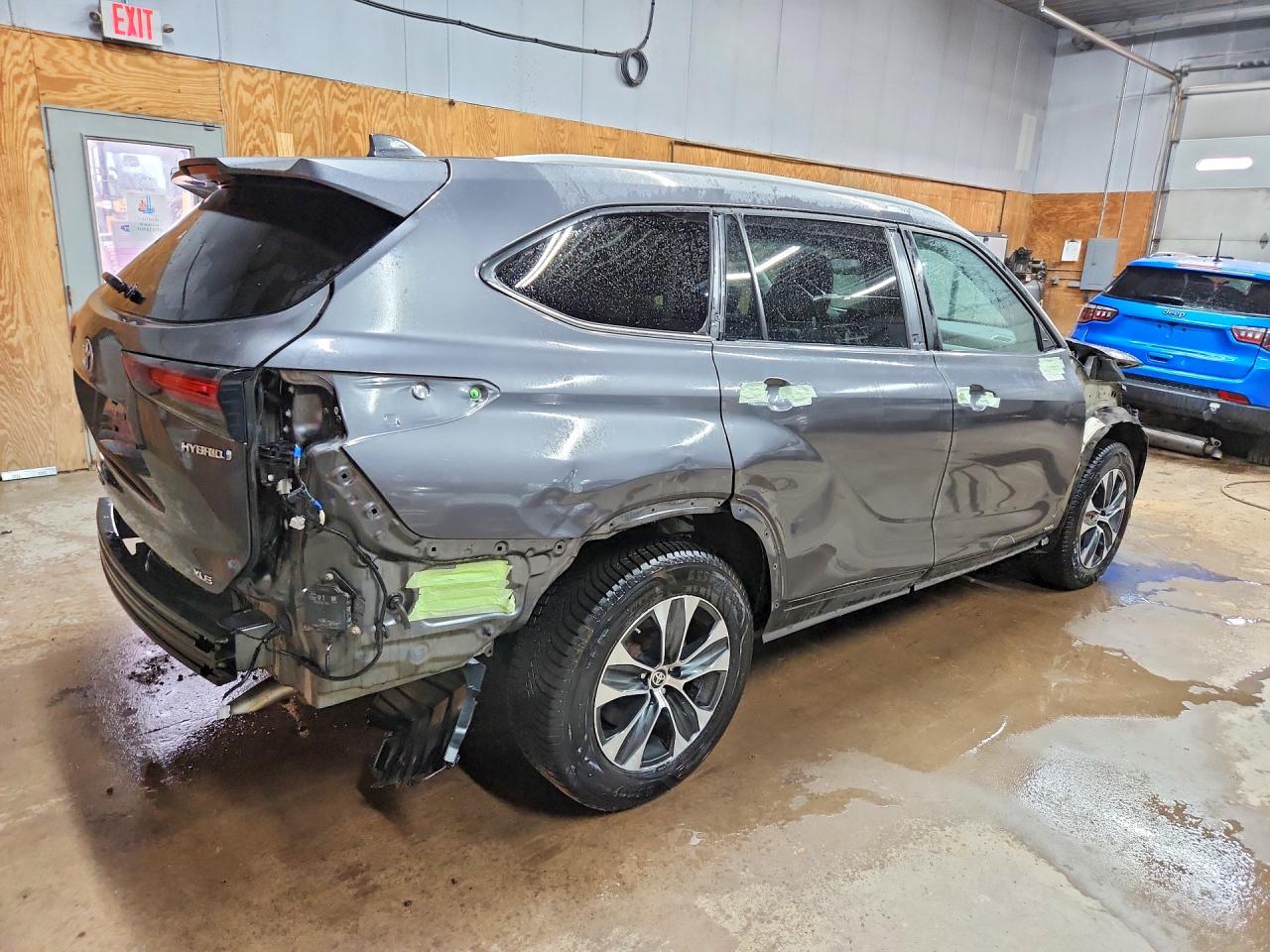 2024 TOYOTA HIGHLANDER