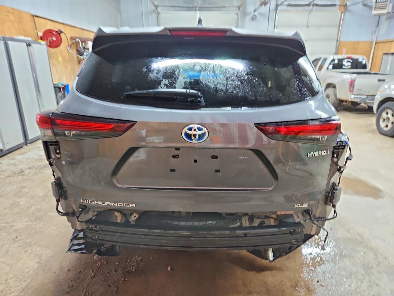 2024 TOYOTA HIGHLANDER