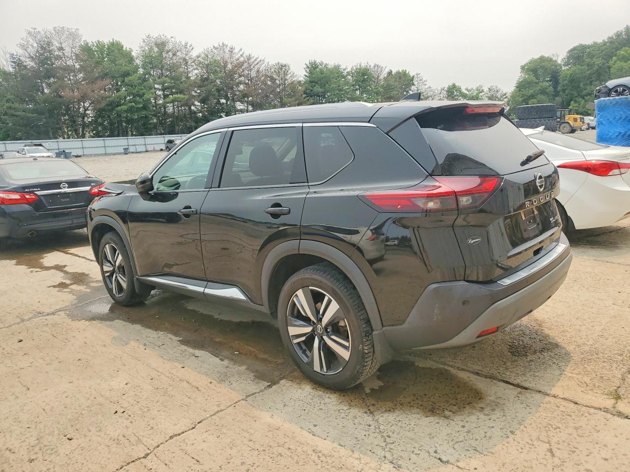 2021 NISSAN ROGUE