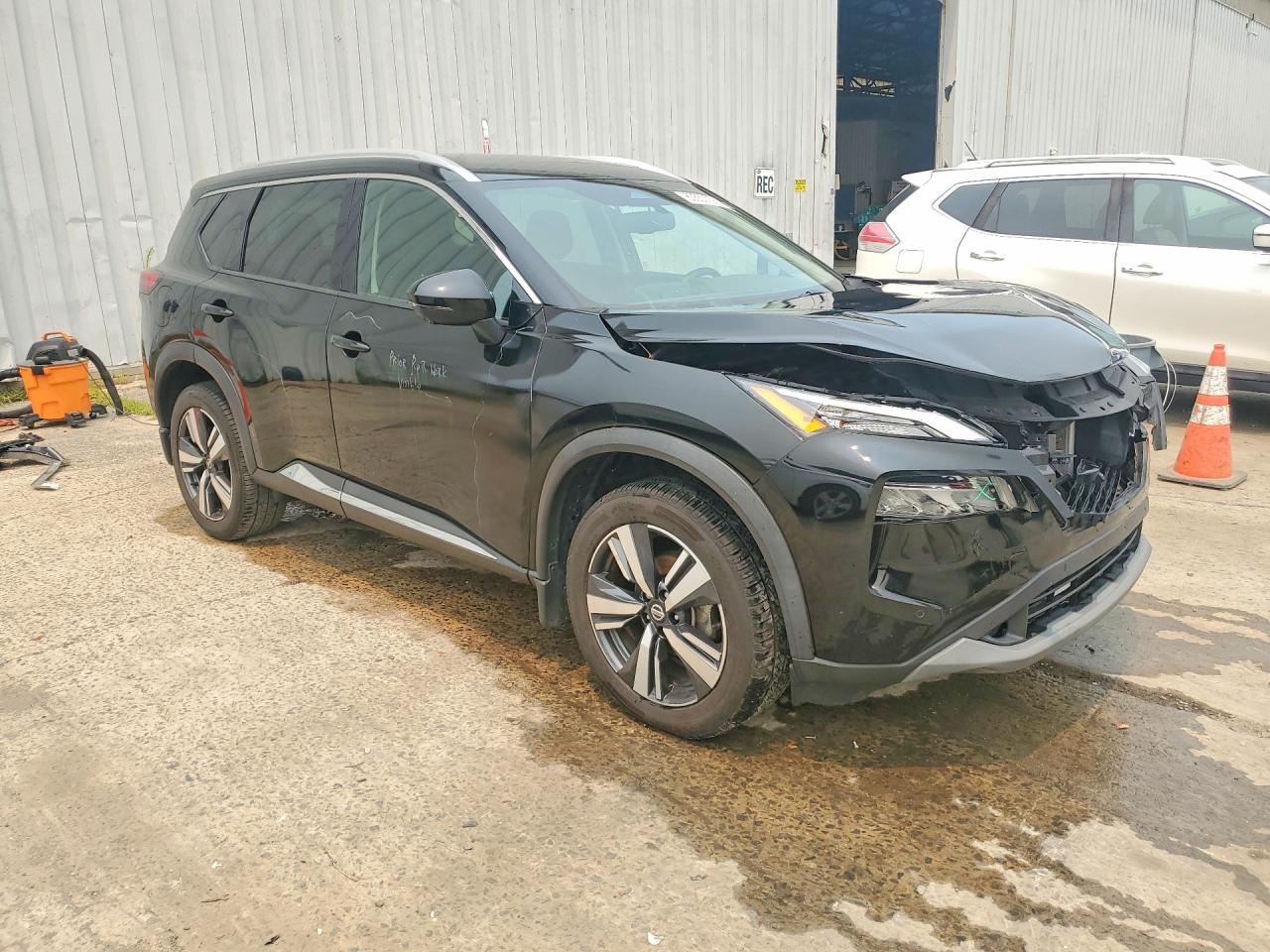2021 NISSAN ROGUE