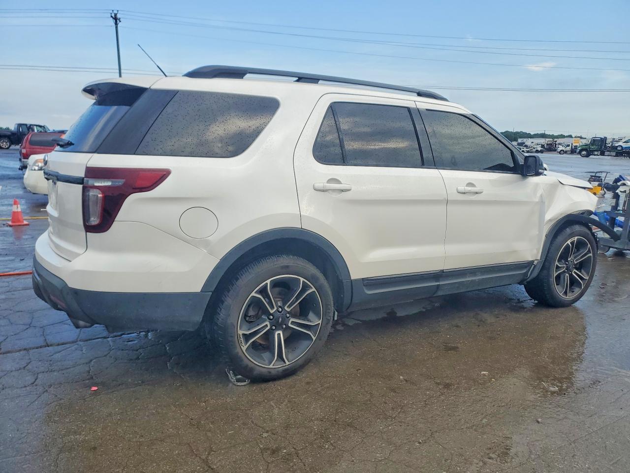 2015 FORD EXPLORER