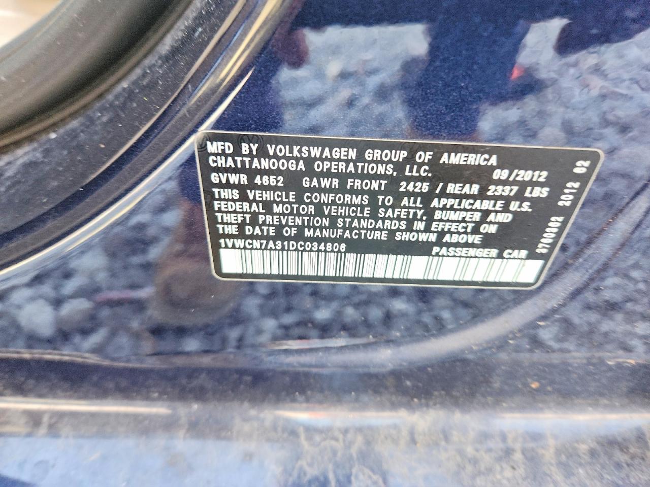 2013 VOLKSWAGEN PASSAT