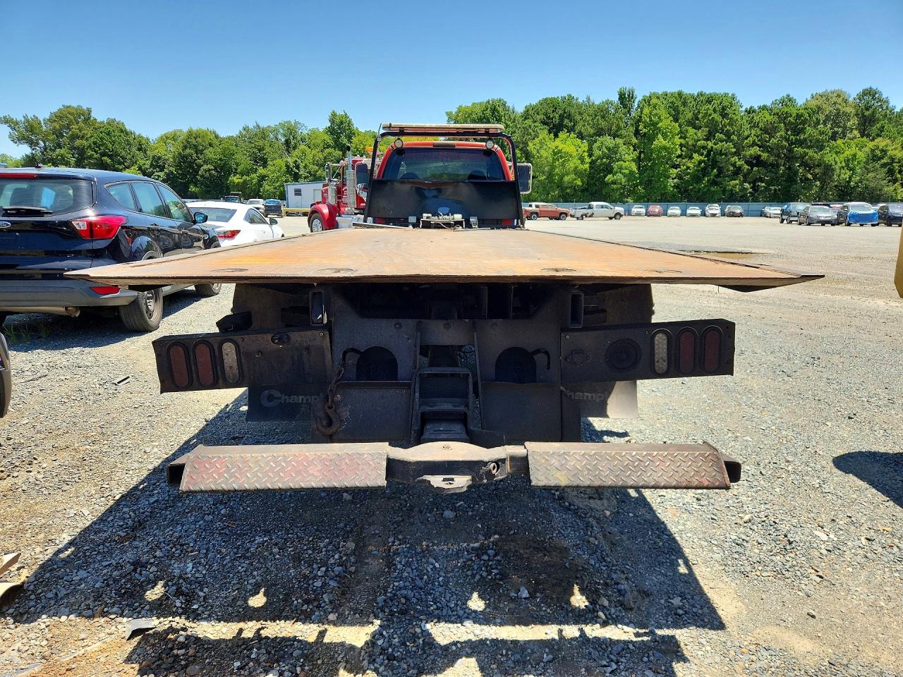 2006 FORD F650