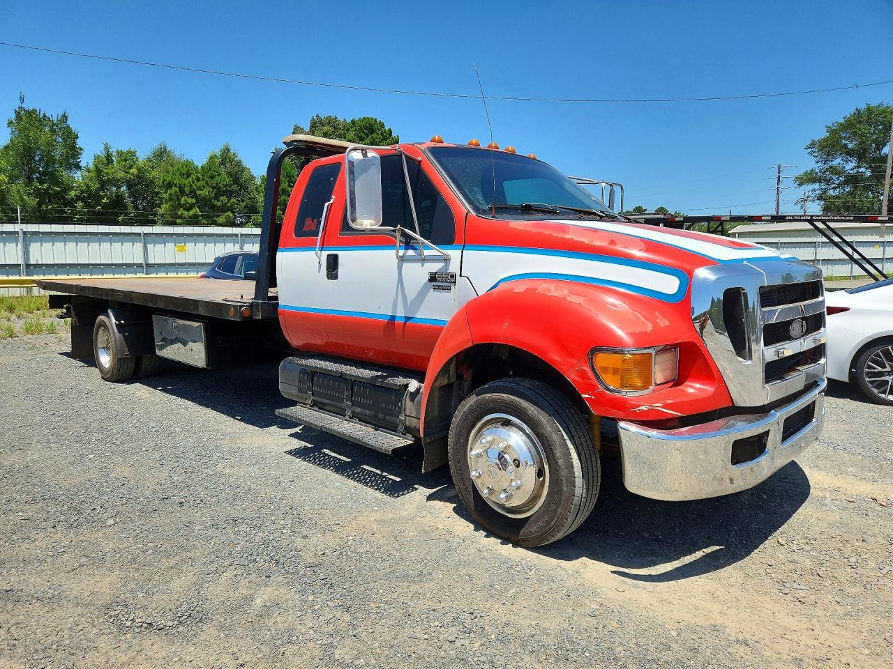 2006 FORD F650