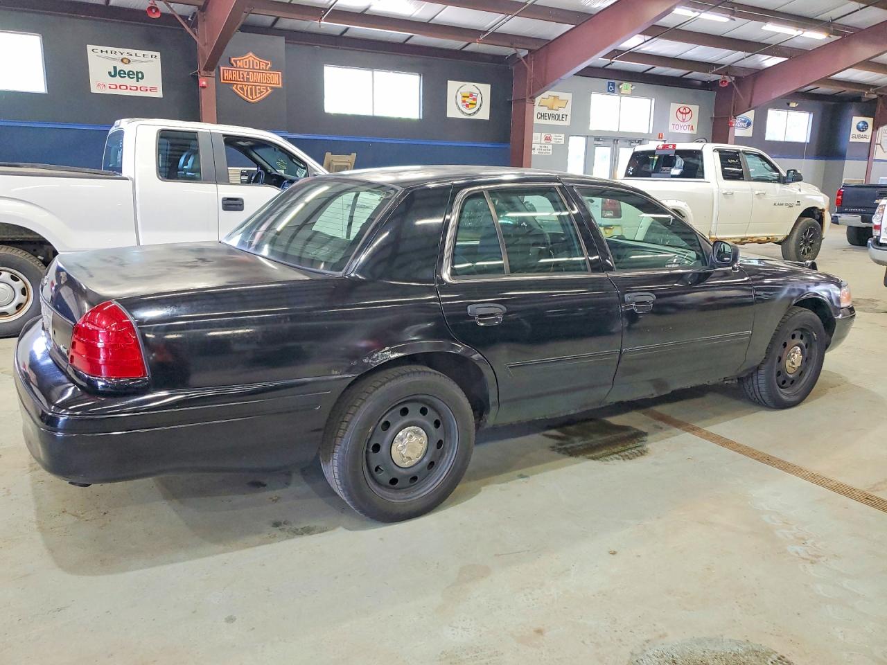 2011 FORD CROWN VIC