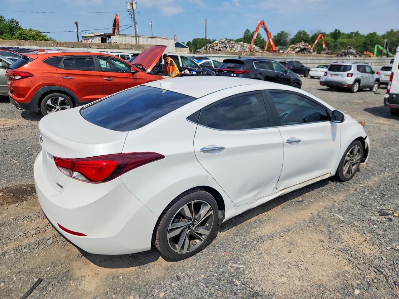 2015 HYUNDAI ELANTRA