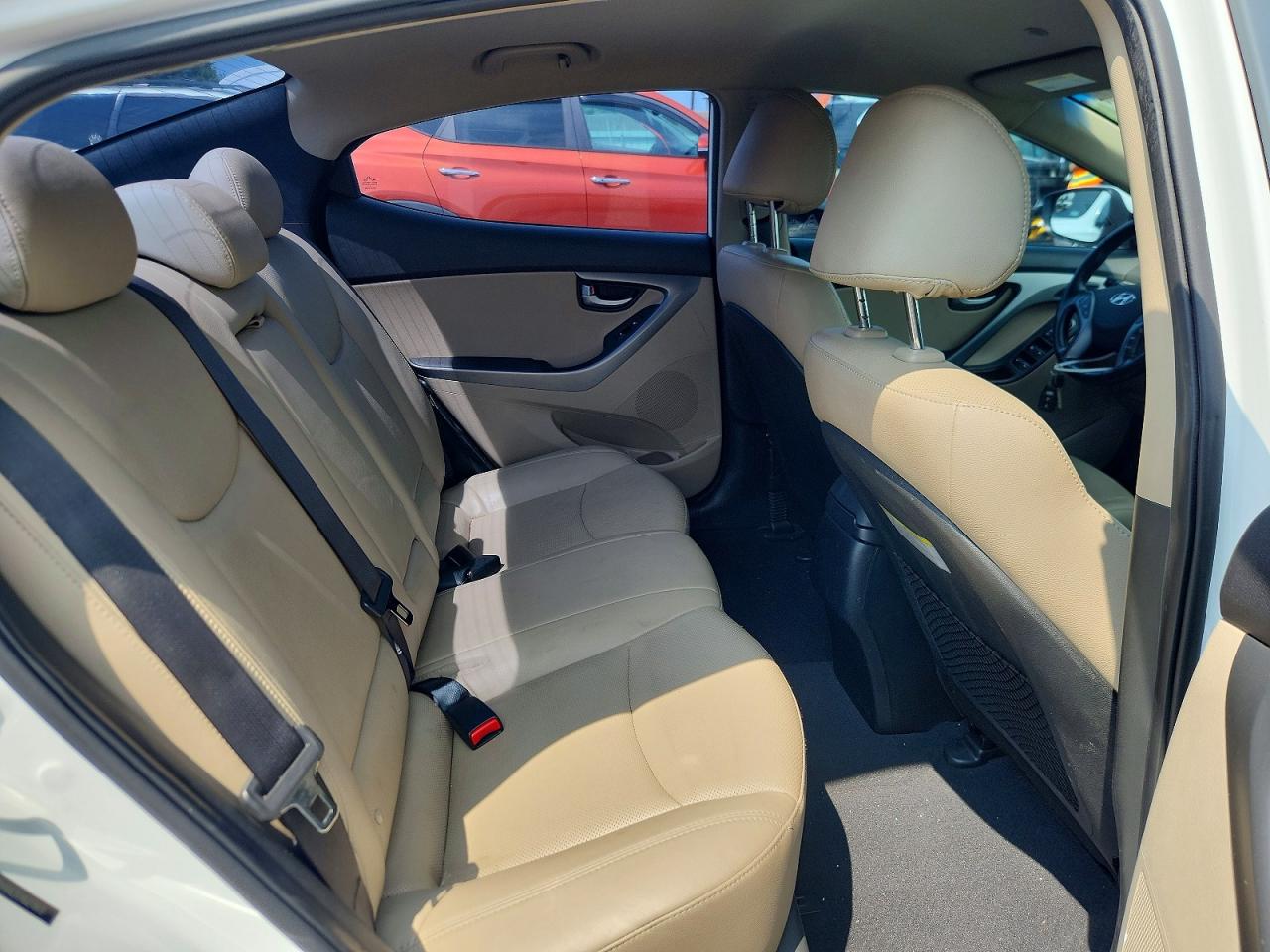 2015 HYUNDAI ELANTRA
