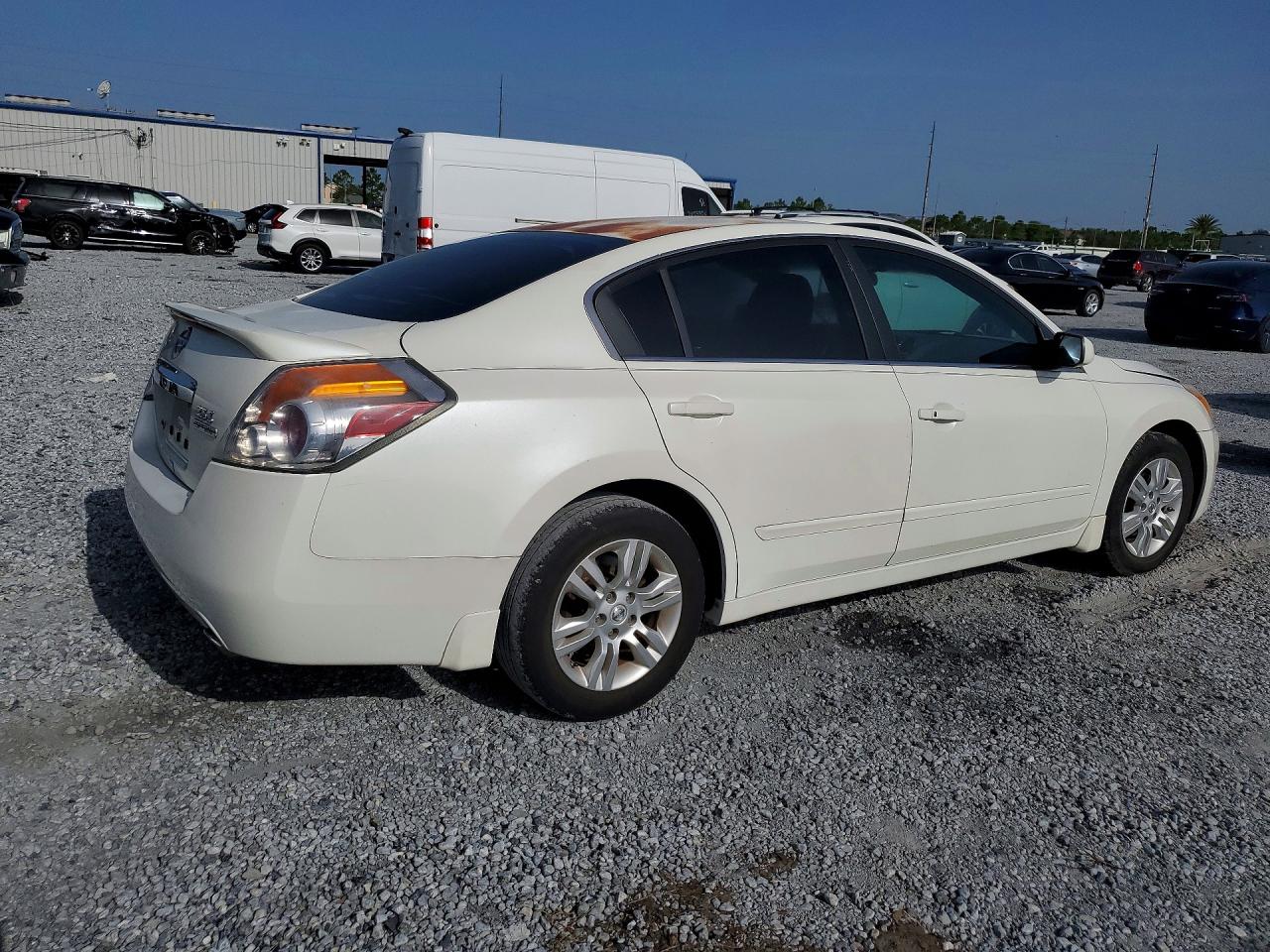 2011 NISSAN ALTIMA