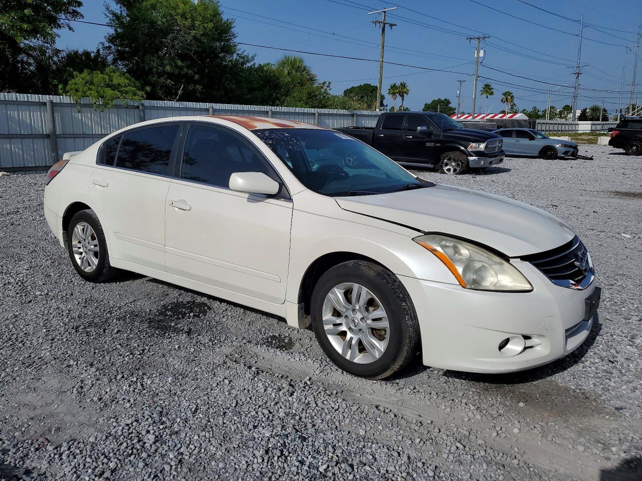 2011 NISSAN ALTIMA