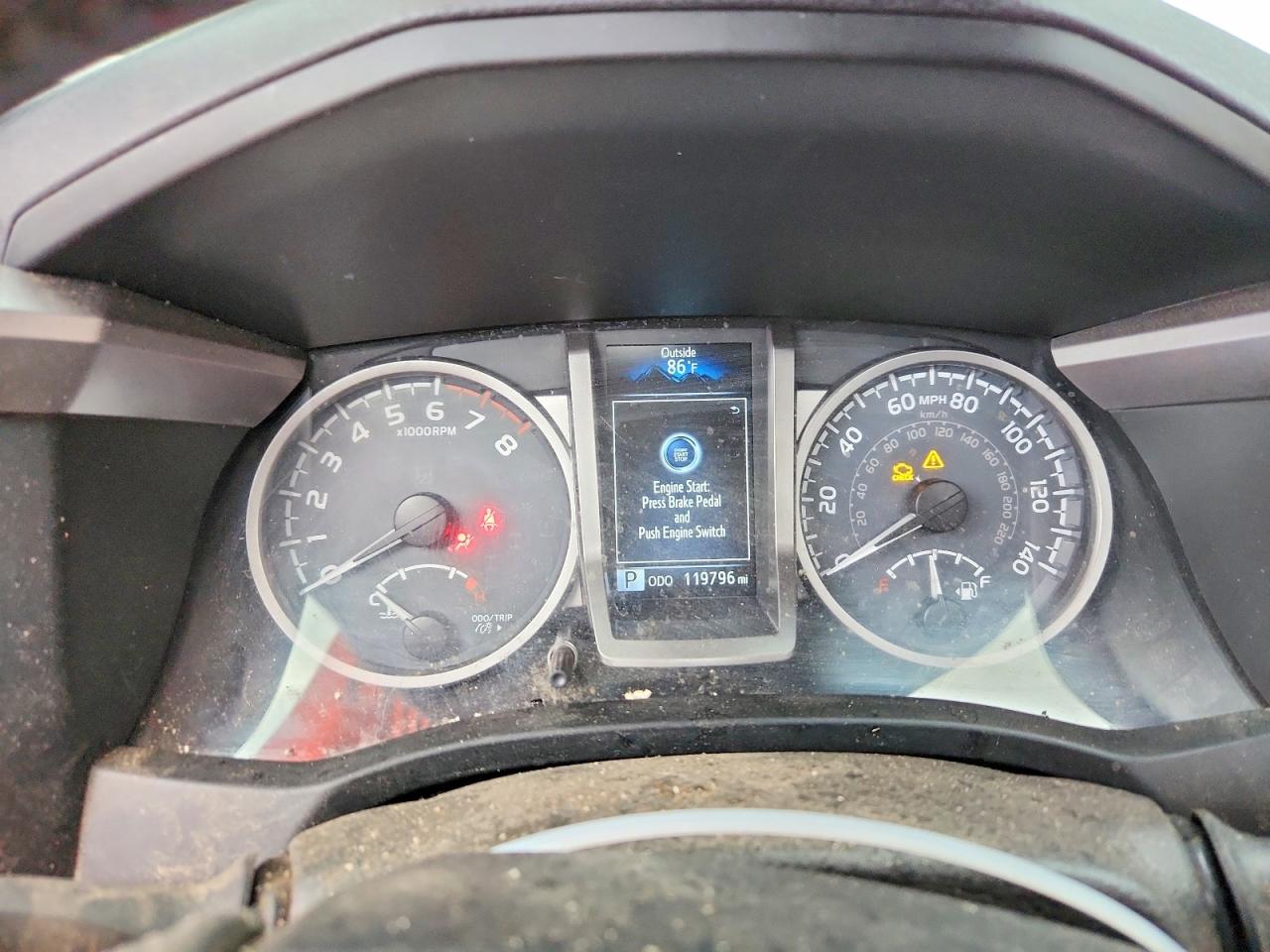 2018 TOYOTA TACOMA