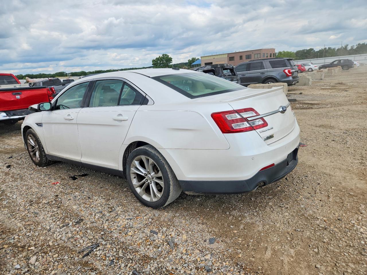 2013 FORD TAURUS