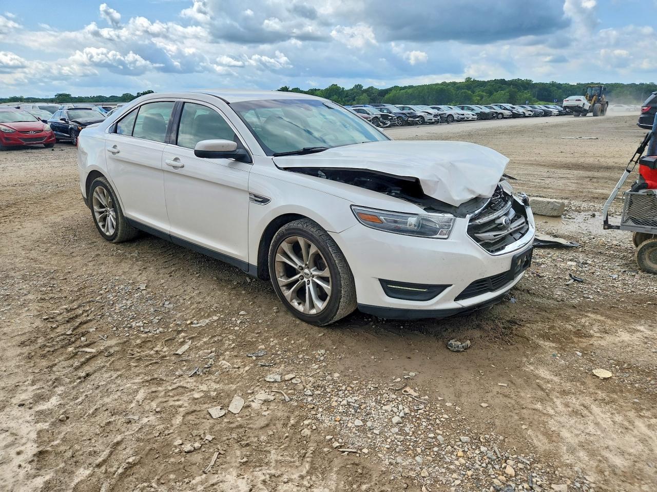 2013 FORD TAURUS