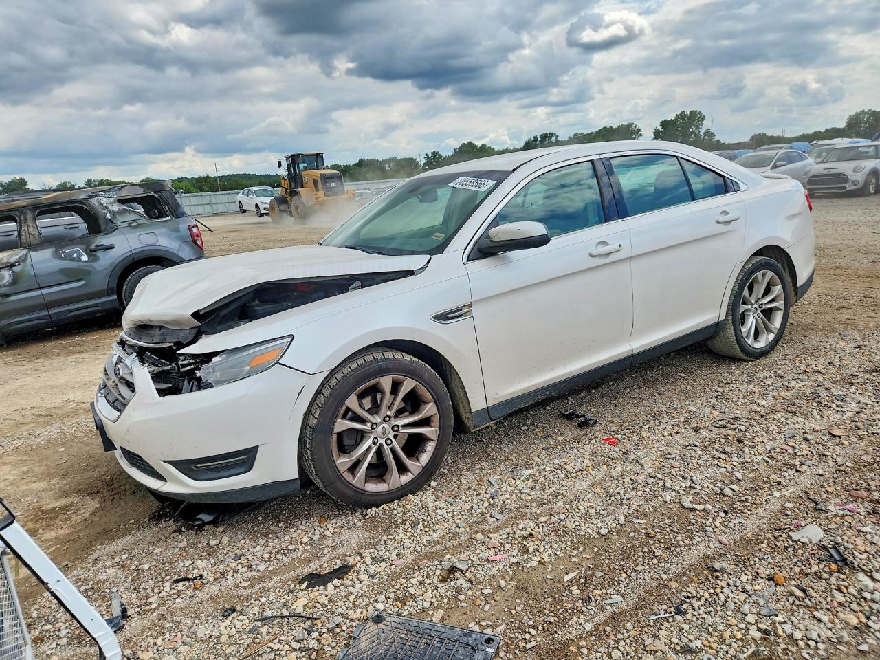 2013 FORD TAURUS