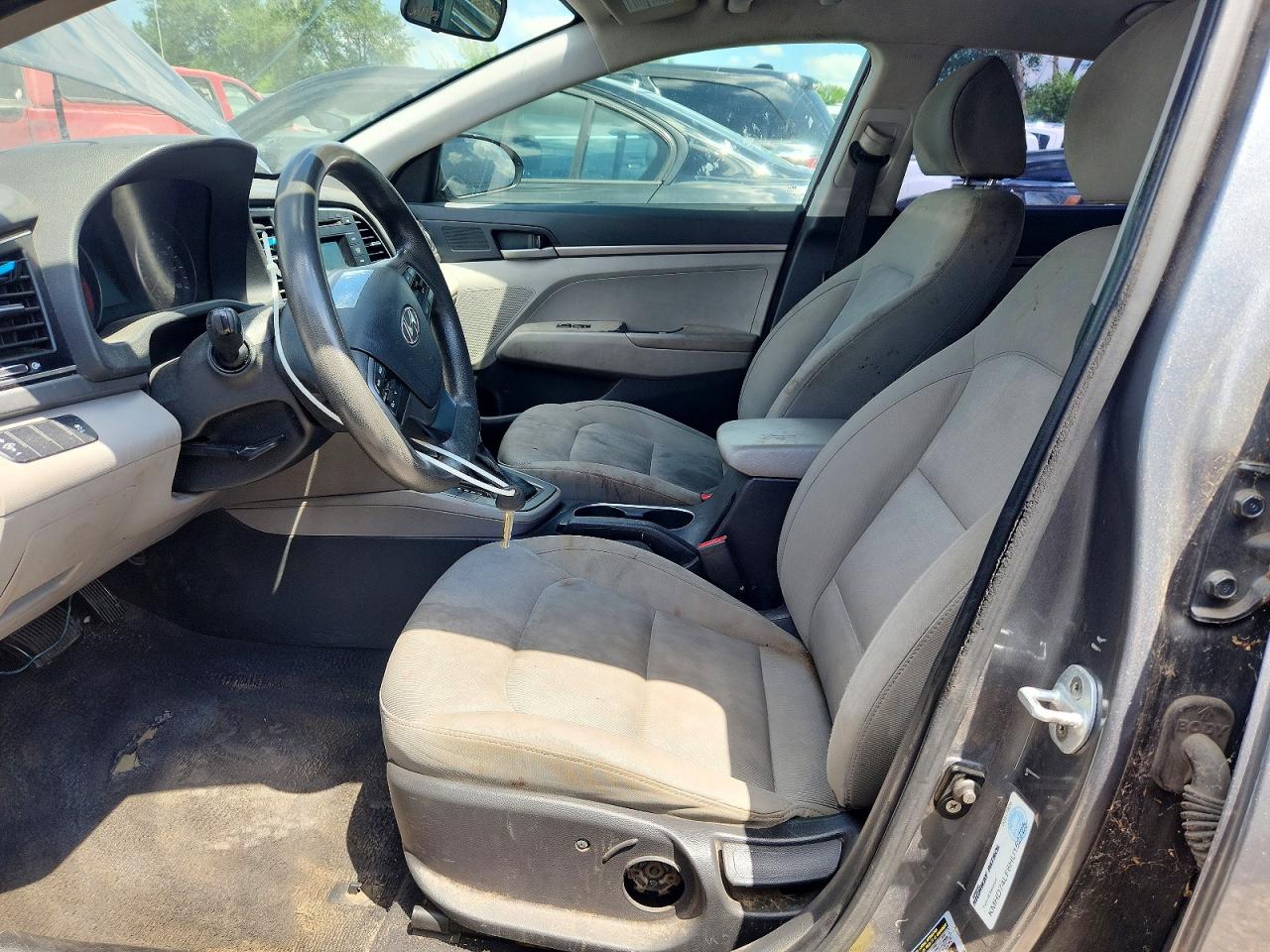 2017 HYUNDAI ELANTRA