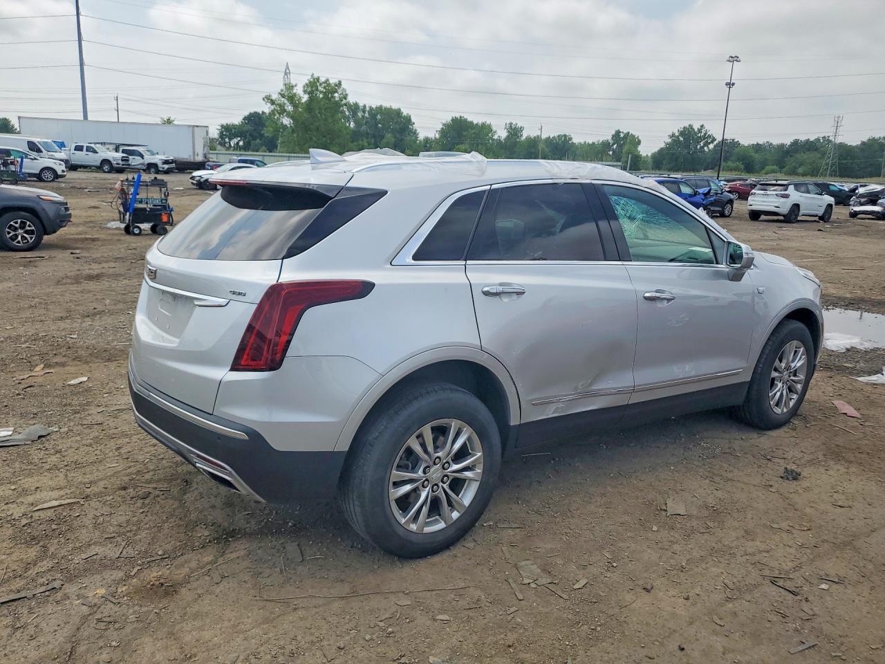 2020 CADILLAC XT5