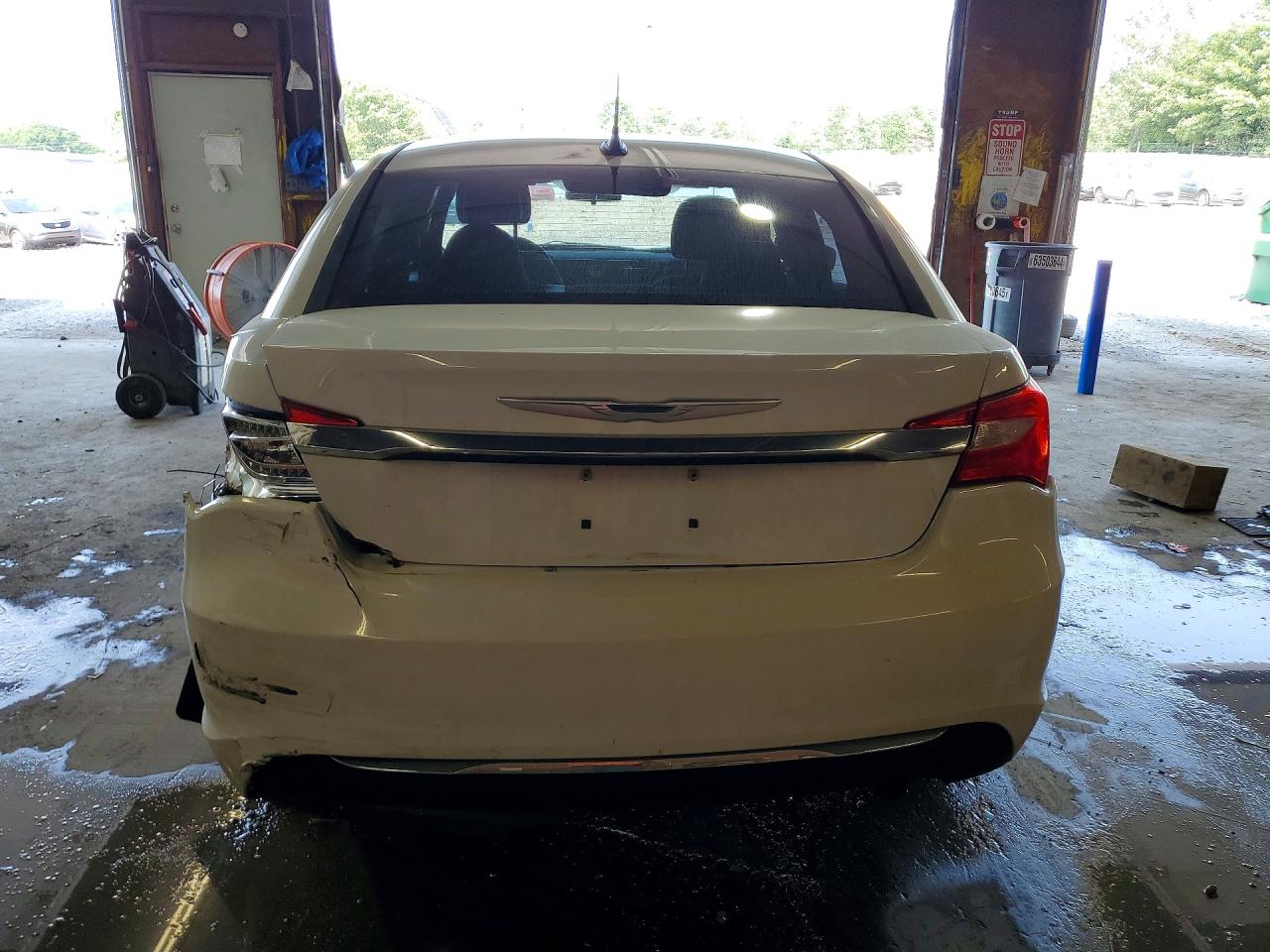 2012 CHRYSLER 200
