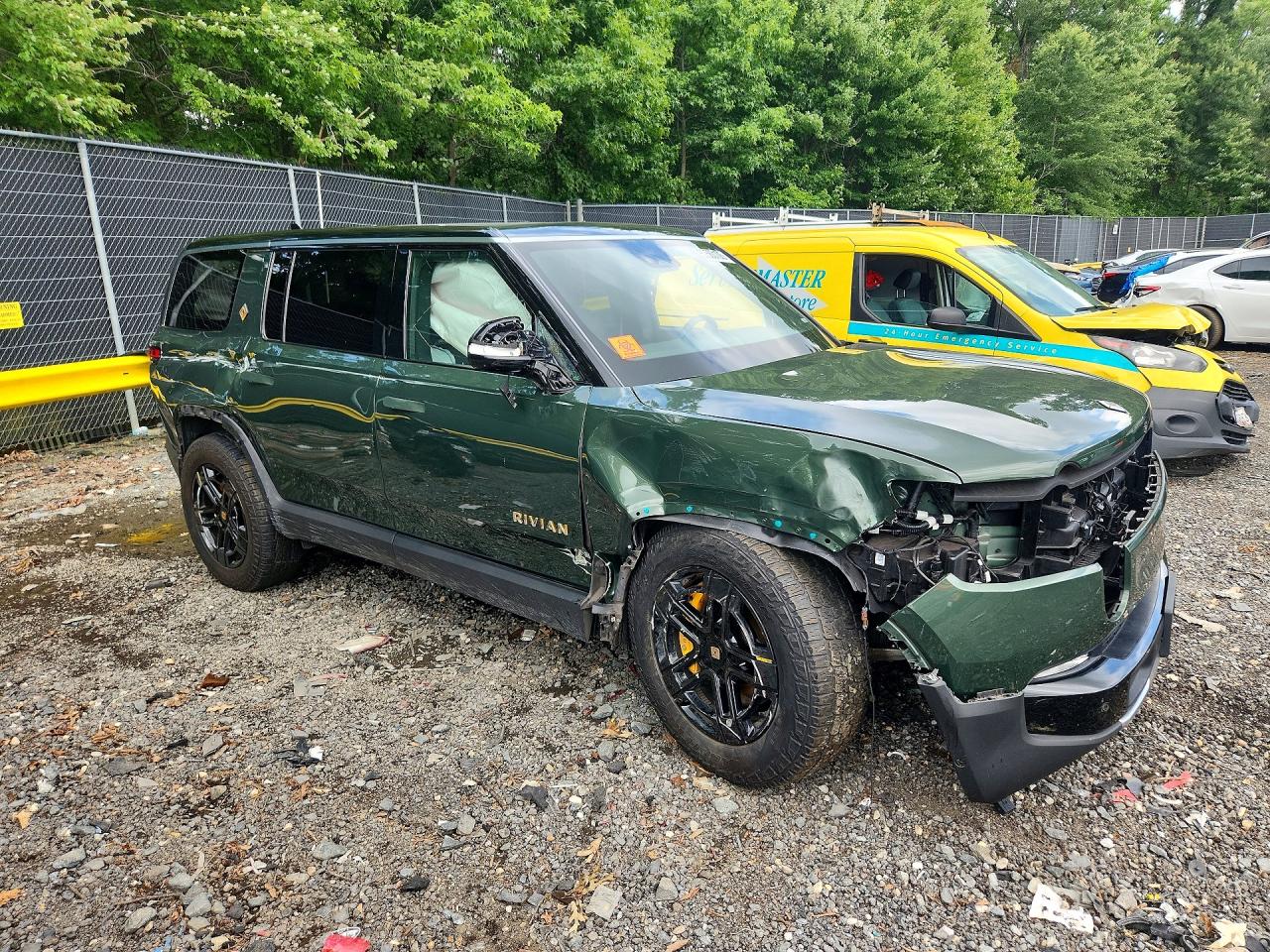2023 RIVIAN RIS