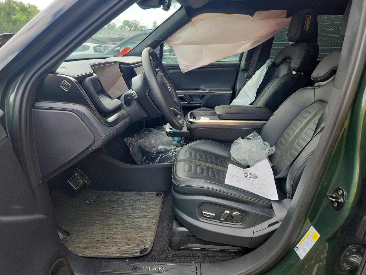 2023 RIVIAN RIS