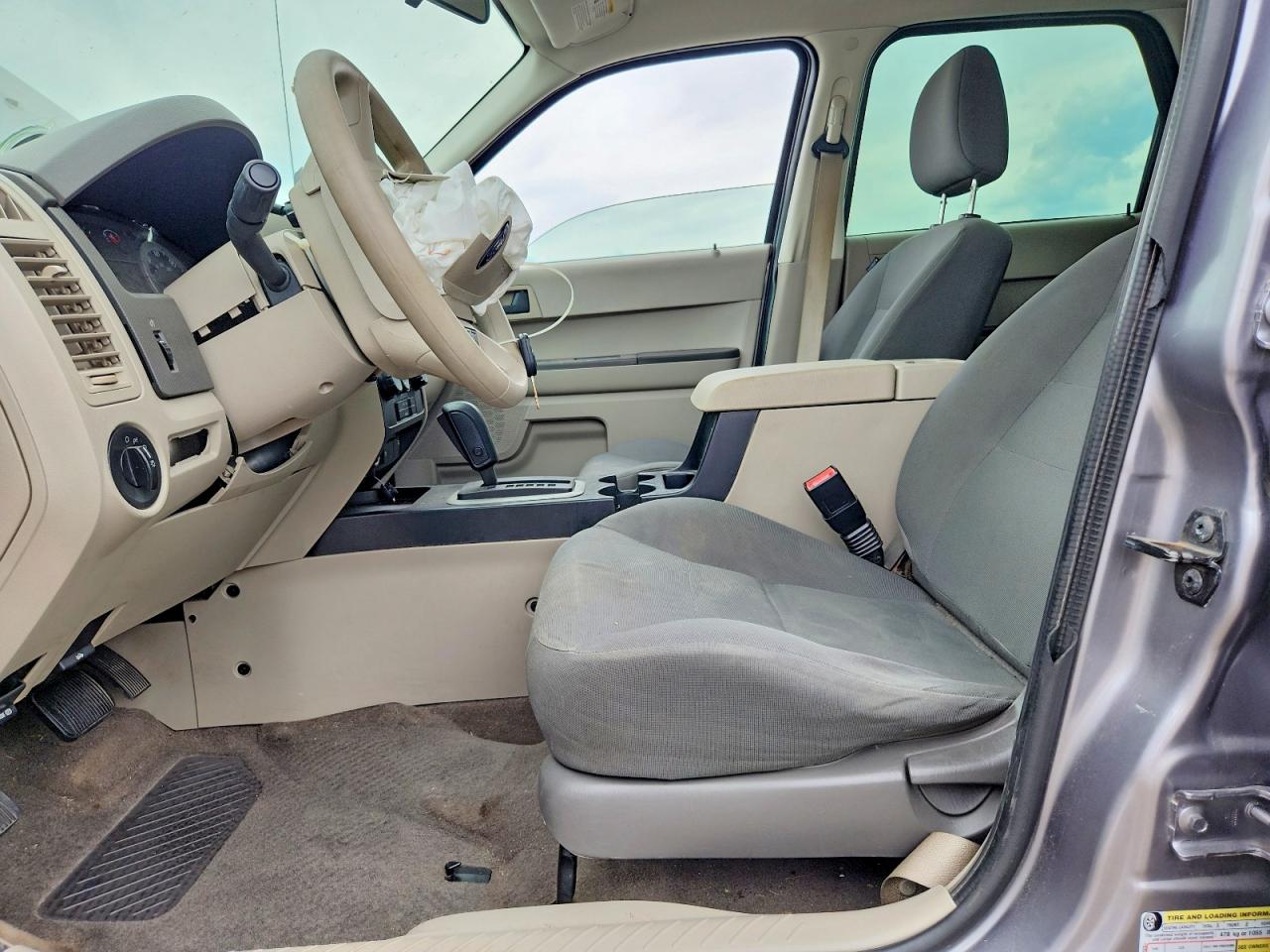 2008 FORD ESCAPE