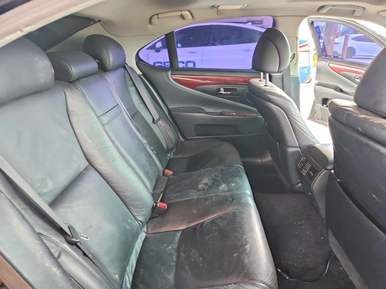 2009 LEXUS LS460