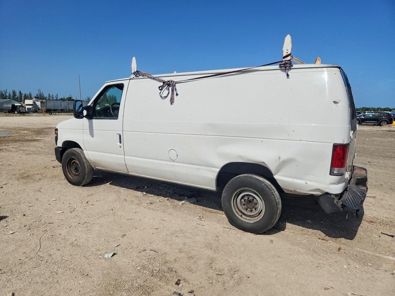 2011 FORD ECONOLINE