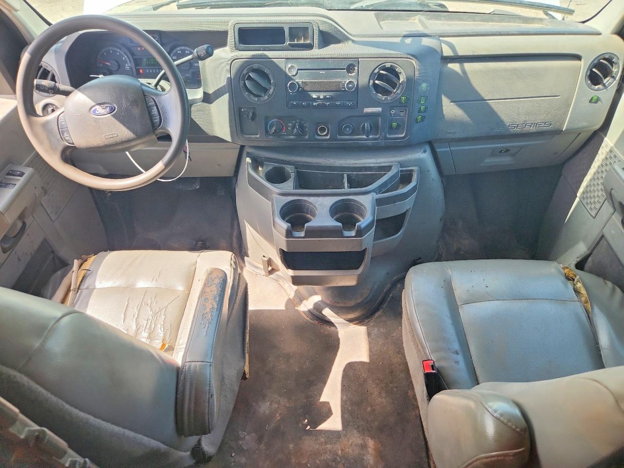 2011 FORD ECONOLINE